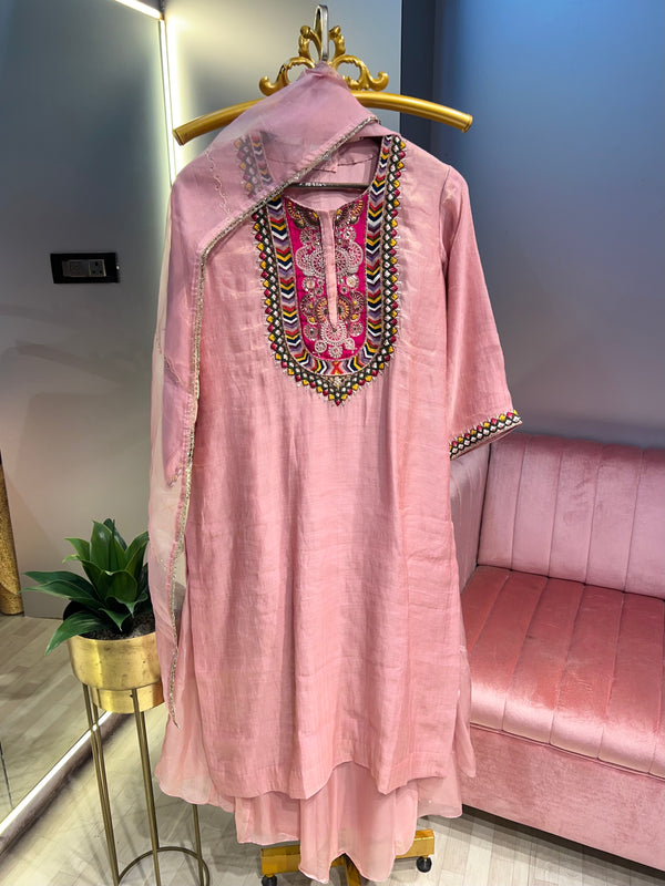 Embroidered Kurta Set