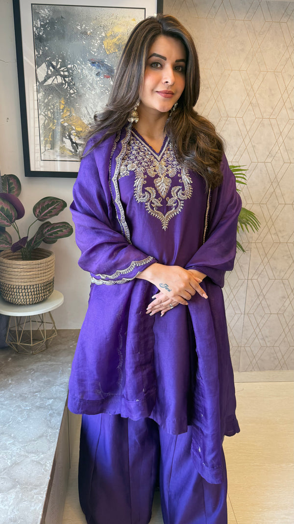 Handworked Kurta Set with Scalloped Dupatta