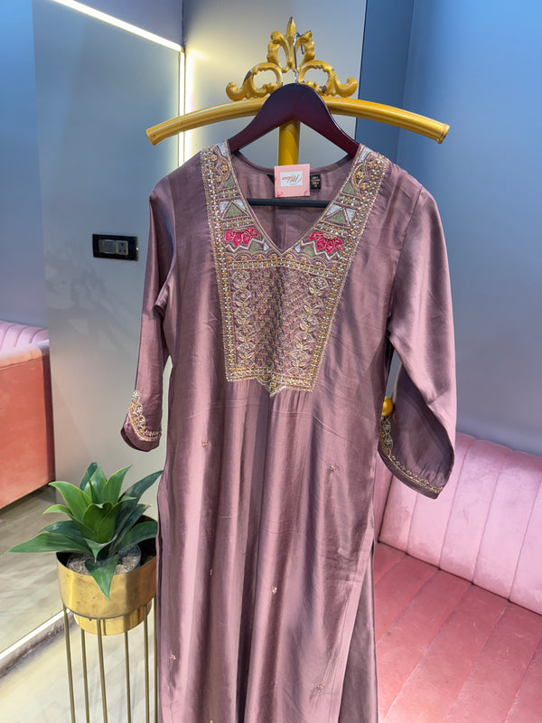 Handworked Kurta Set