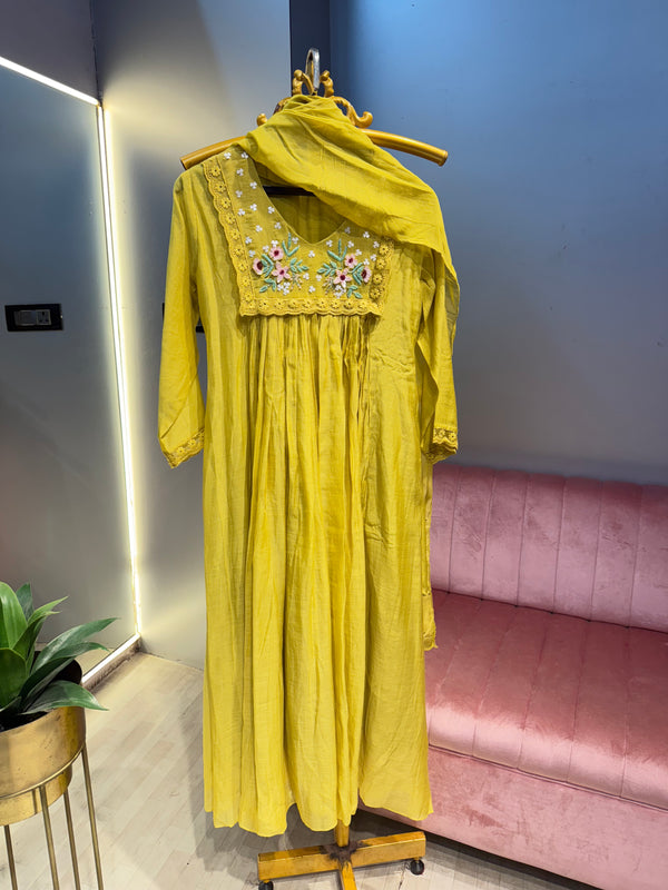 Handworked Mul Kurta Set