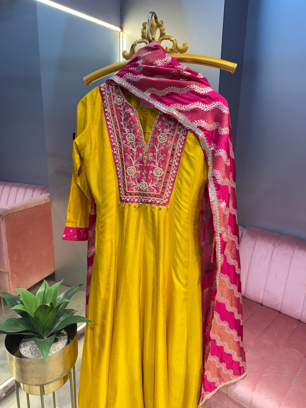 Handworked Anarkali with Lehriya Dupatta